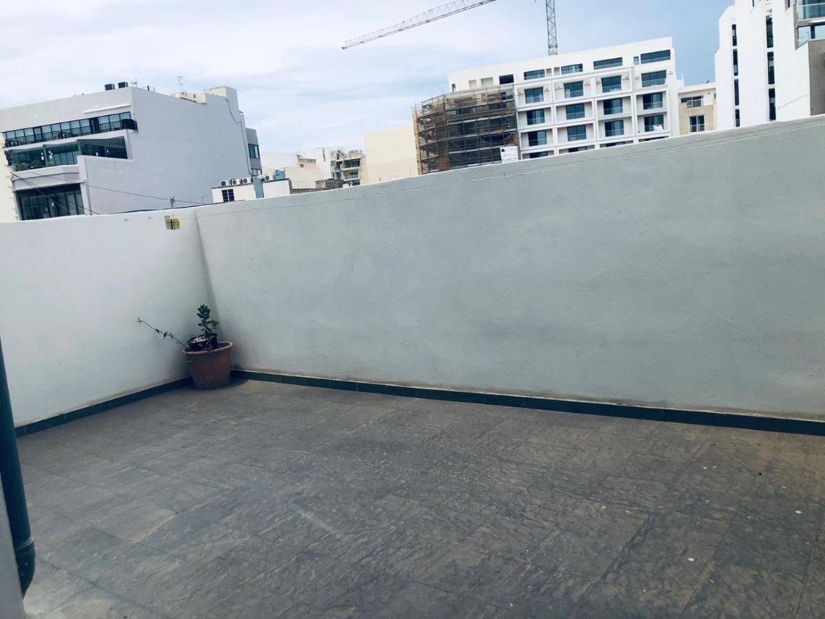 Apartamento Stylish Retreat In Ta'Xbiex Ta Xbiex Exterior foto